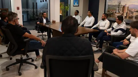 Cruz Azul se reunió tras la destitución de Larcamón | ESPECIAL