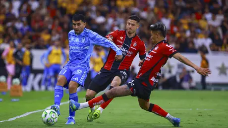 ¡Nada para nadie! Atlas y Tigres igualan sin goles y dejan todo para el cierre
