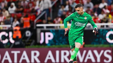 Óscar Whalley ya había jugado en amistosos con Chivas | MEXSPORT