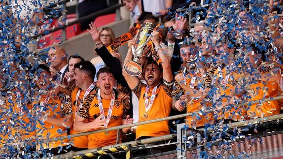 Hull City asciende dramáticamente a la Premier League ante el Middlesbrough; Southampton fue expulsado por espiar a rivales