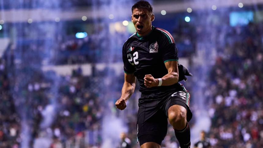 Memote Martínez celebra su gol ante Ghana | MEXSPORT