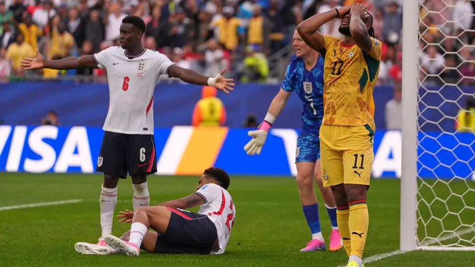 Ghana se queda cerca en la jugada de Adu | AP