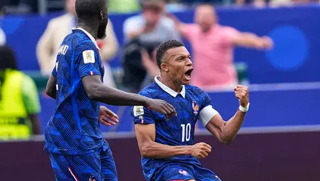 ¡También quiere el récord! Así fue el golazo de Kylian Mbappé