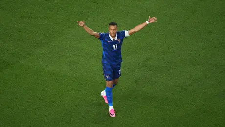 ¡Imparable! Kylian Mbappé 'destroza' otro récord con la Selección de Francia