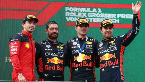 Checo Pérez en el podio en el Gran Premio de Austria 2023 | RED BULL
