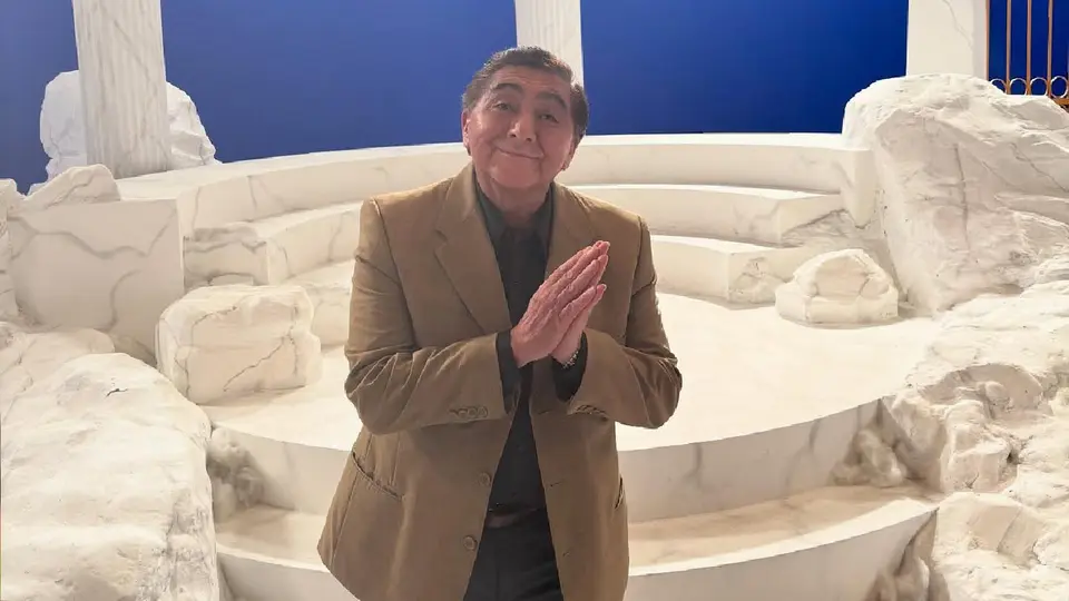 Entre sus planes está el presentar un libro donde habla de sus adicciones pero con humor / IG: @carlosbonavidesoficial