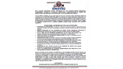 Los transportistas advirtieron que podrían realizar una marcha lenta hacia el Zócalo de la Ciudad de México si no reciben respuesta a sus peticiones./ RS