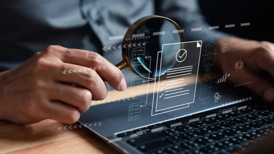Mantener documentación que respalde ingresos y transferencias puede facilitar cualquier aclaración ante el SAT./ Pixabay