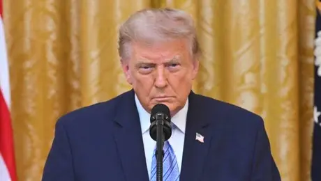 EEUU impone arancel de 10% a México, igual que a Canadá y otros países por orden de Trump