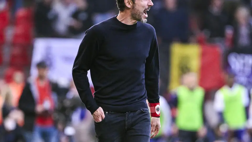 Mark van Bommel, entrenador neerlandés | AFP