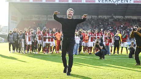 Mark van Bommel es nuevo entrenador de Bélgica rumbo a la Eurocopa 2028