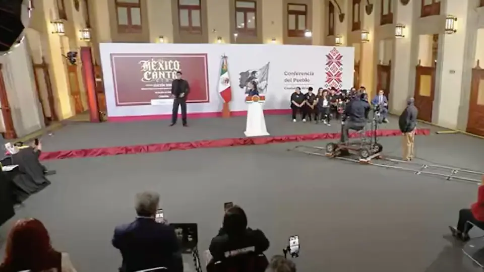 El Bogueto acudió a Palacio Nacional para ofrecer unas palabras ante la audiencia / Especial