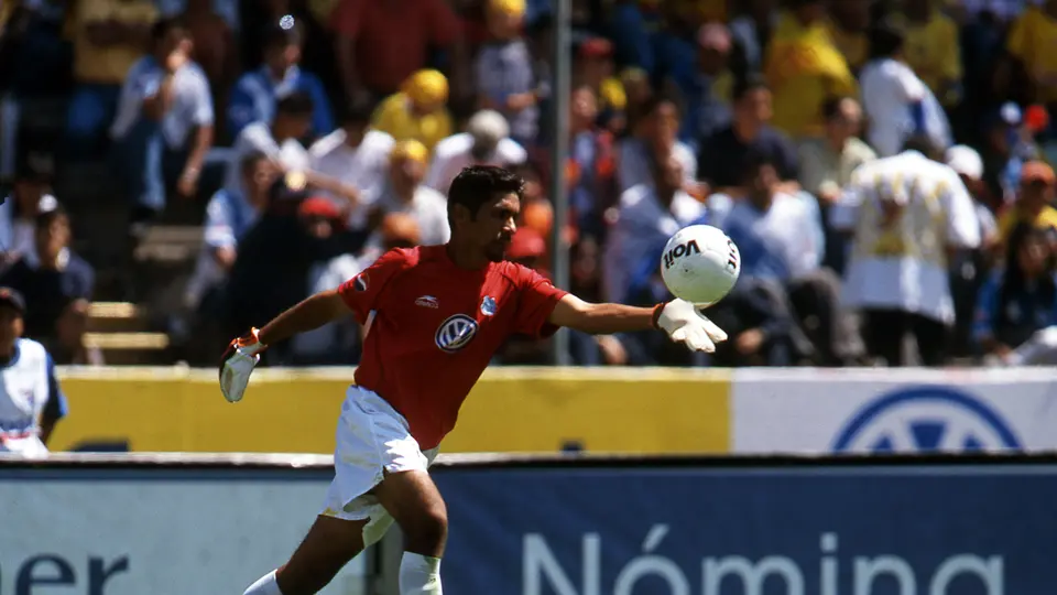 Jorge Campos, en su etapa en Puebla | MEXSPORT