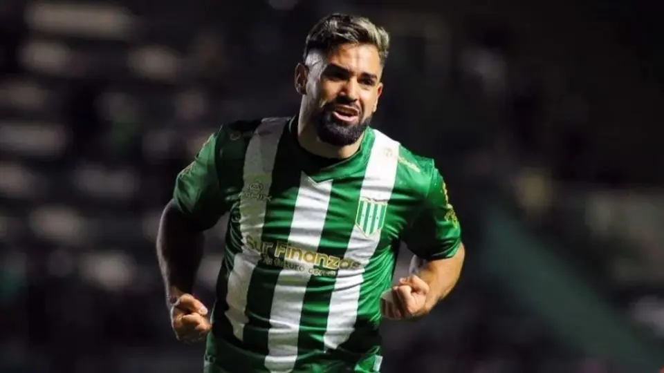 Milton Giménez con Banfield | Especial