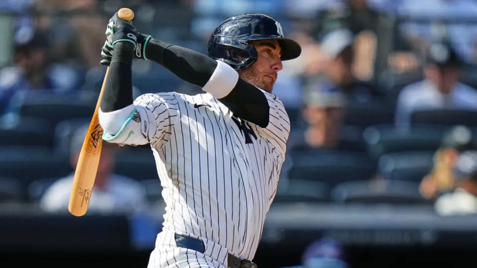 Cody Bellinger vuelve con Yankees tras perderse 25 juegos por lesión