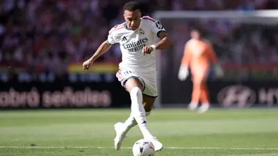 Mbappé fue captado en discoteca de París mientras se recupera de lesión y desata polémica