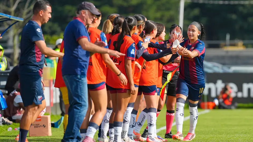 Nicolás Morales en su último duelo con Atlante | Imago7