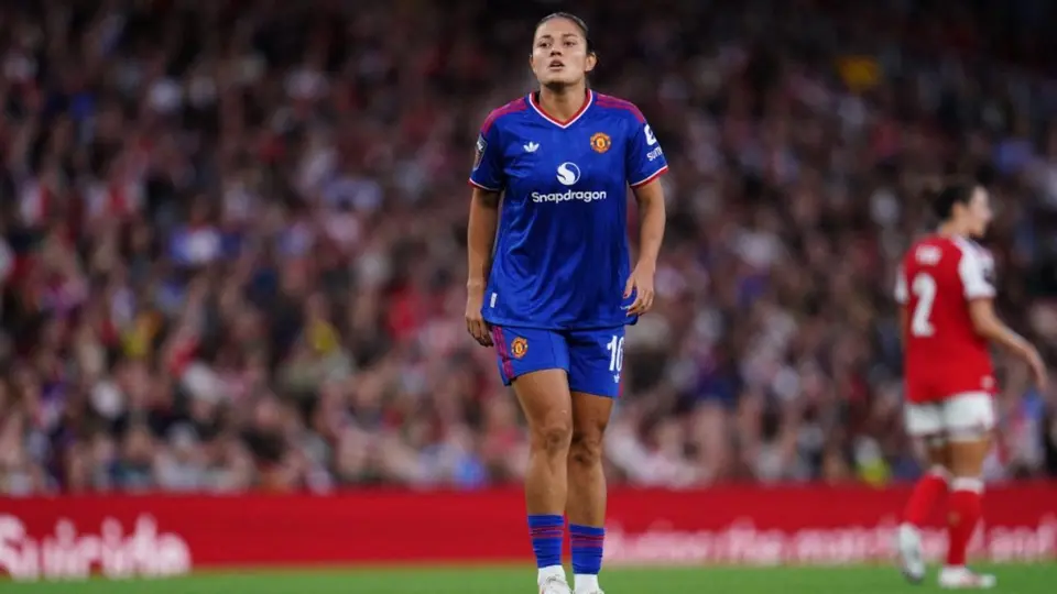 Rebeca Bernal sigue sumando minutos con Manchester United
