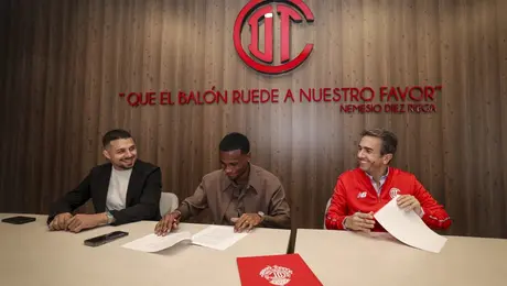 Toluca 'blinda' a Helinho hasta 2029