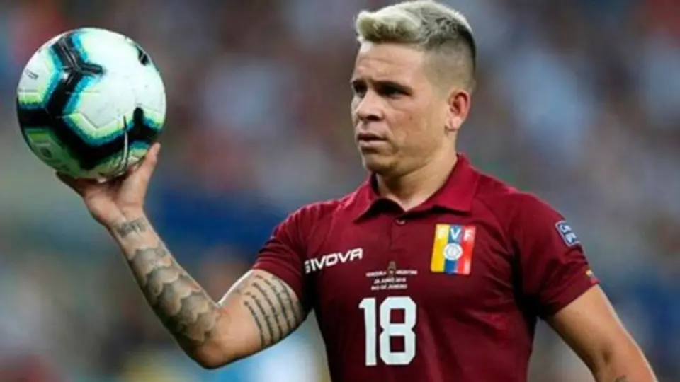Tigres: El intercambio Carlos Salcedo-Yeferson Soteldo, cerca de cerrarse