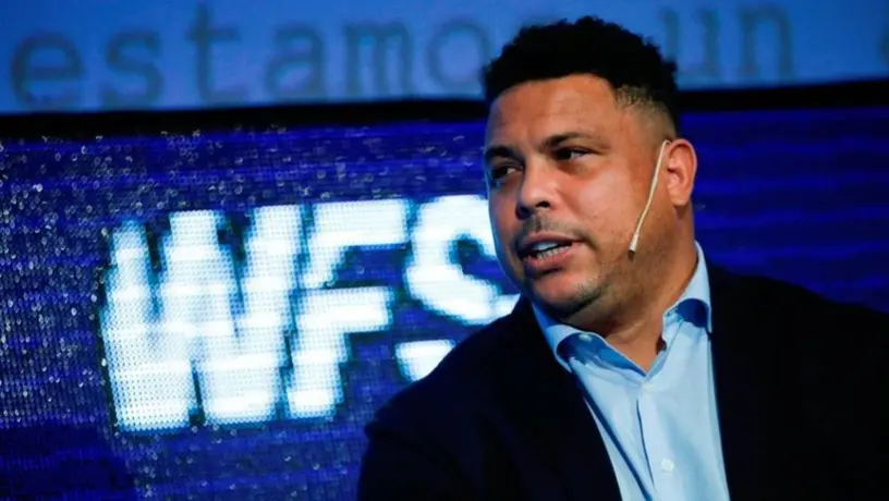 Ronaldo regaló un PlayStation 5 a jugadores del Valladolid