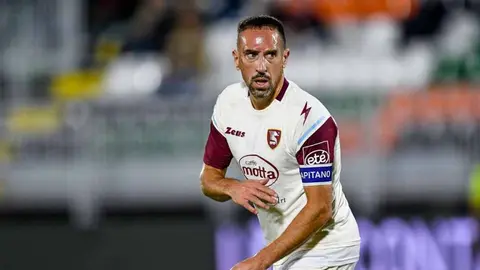 Frank Ribery sufre accidente de coche y es duda para enfrentar al Inter
