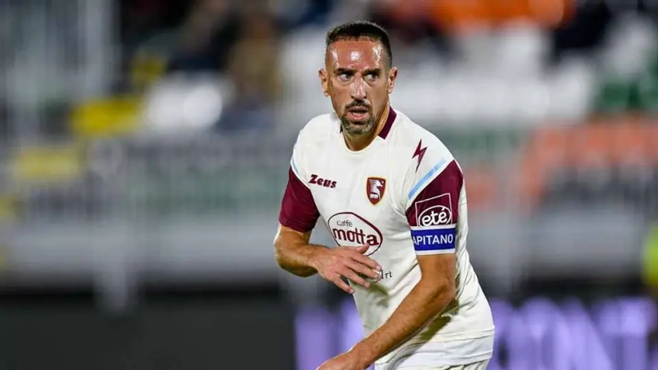 Frank Ribery sufre accidente de coche y es duda para enfrentar al Inter