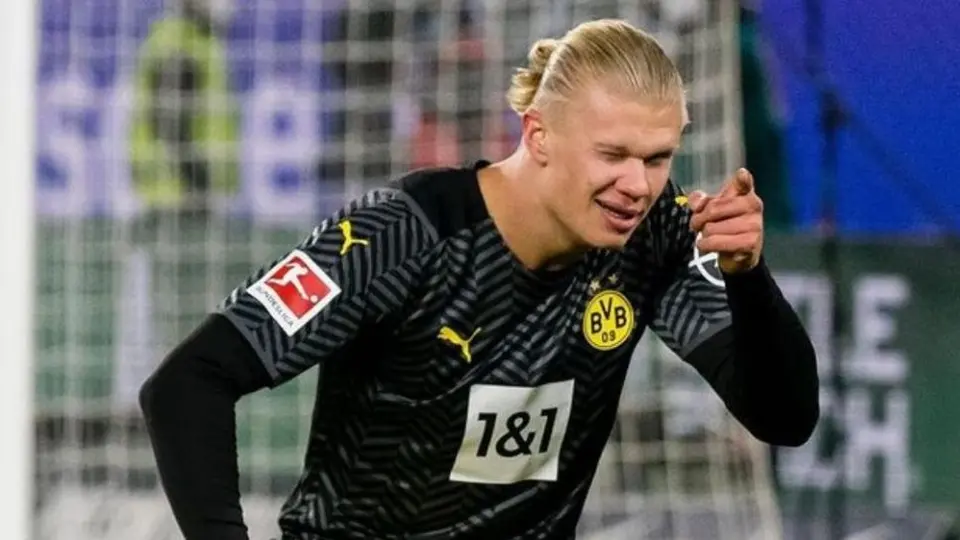 Haaland: Dortmund sostendrá reunión con representantes del noruego para definir su futuro