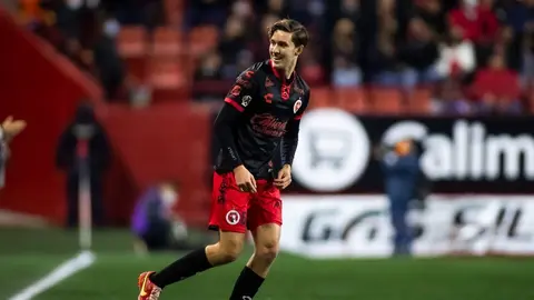 Toluca y Xolos 'cocinan' trueque: Ruiz y Angulo por Canelo y Castañeda