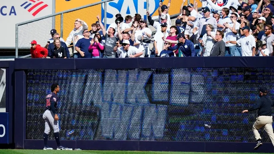 MLB: Aficionados de los Yankees agredieron a los peloteros de Guardians