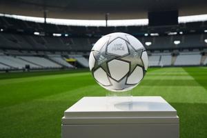 Champions League: Balón de la Final 2022 será subastado con fines benéficos