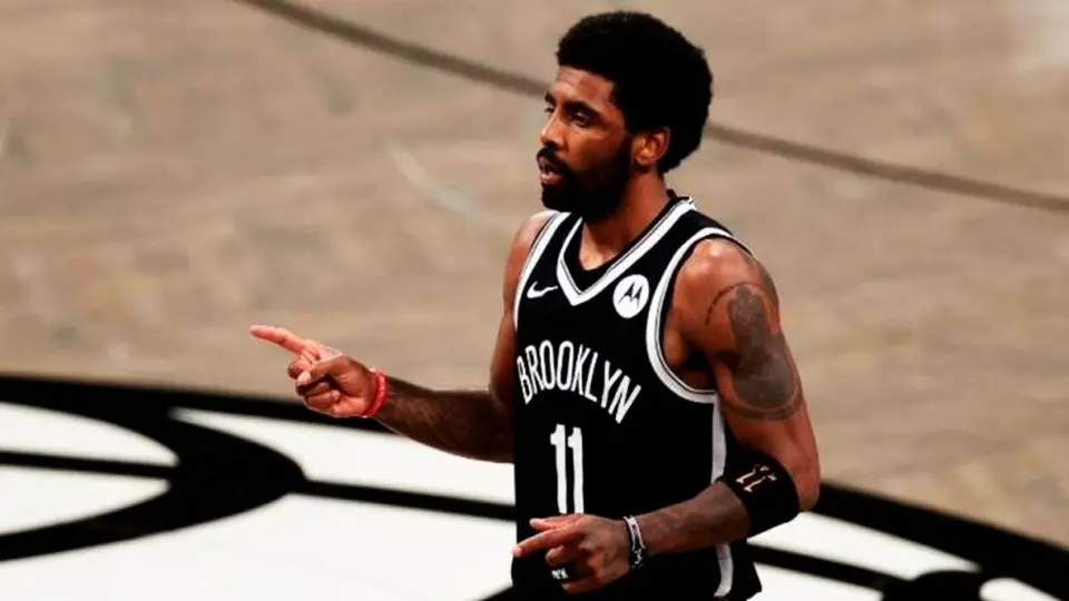 NBA: Kyrie Irving se inclinó por los Nets; amplió su contrato un año por 37 MDD