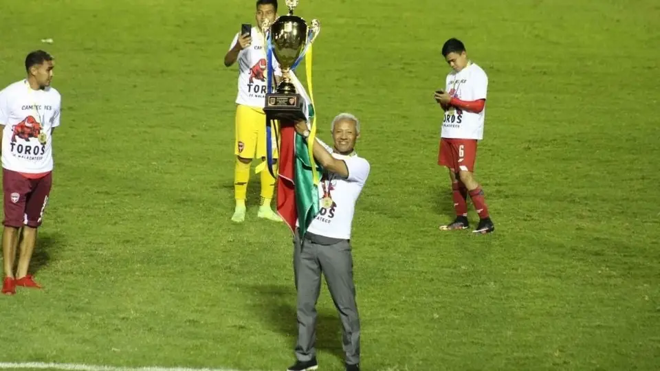 Roberto Hernández mandó emotivo mensaje tras conquistar la Liga de Guatemala