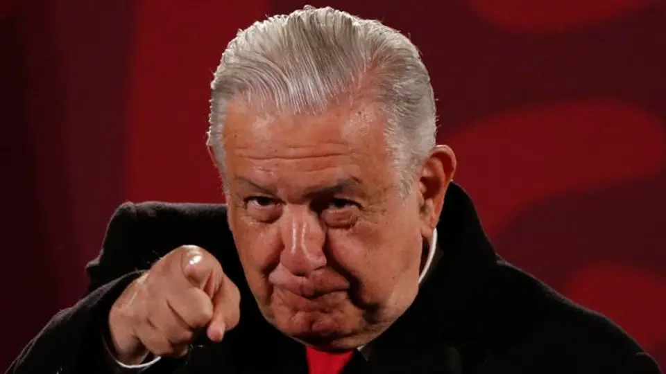 AMLO plantea consulta en futbol mexicano para resolver violencia en Estadios