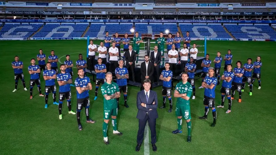 Querétaro: Gallos Blancos se tomó la foto oficial del Clausura 2022 sobre un ring