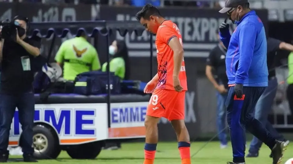 Cruz Azul: Charly Rodríguez, baja lo que resta del torneo por lesión