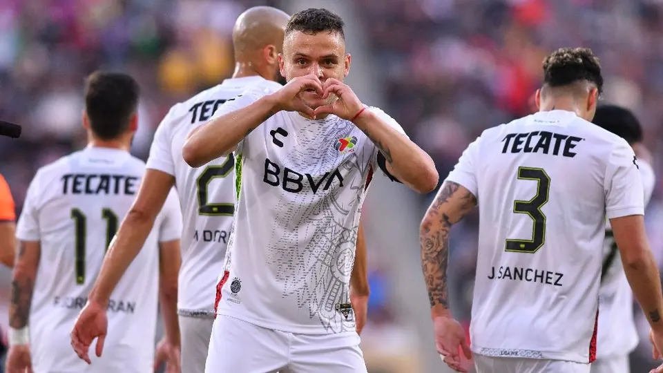 Víctor Velázquez: ‘A Cabecita se le ofreció volver a Cruz Azul, pero ya tenía contrato con América’