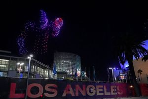 Super Bowl LVI: Show de drones iluminó los cielos una noche previa al juego