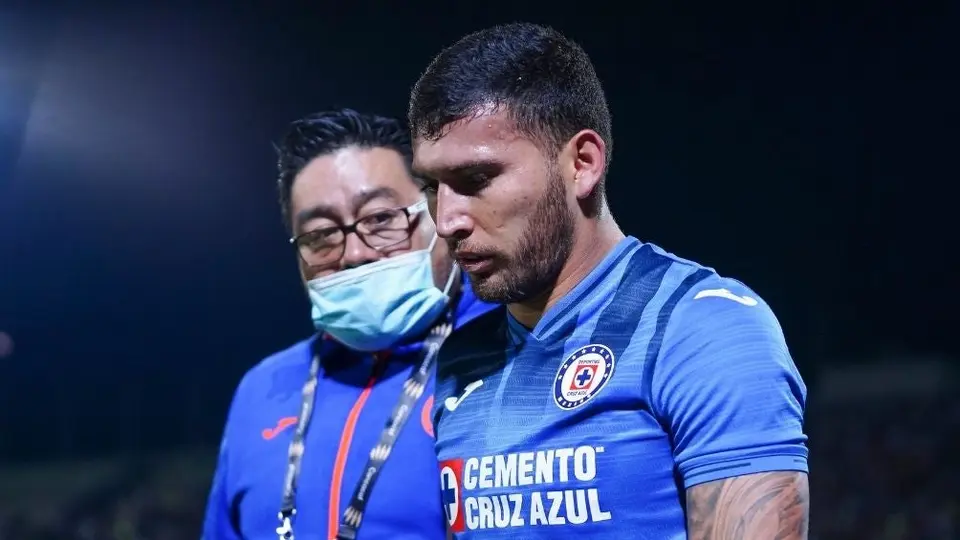 Cruz Azul: Juan Escobar no entrenó tras sufrir lesión en Semifinal de Concachampions