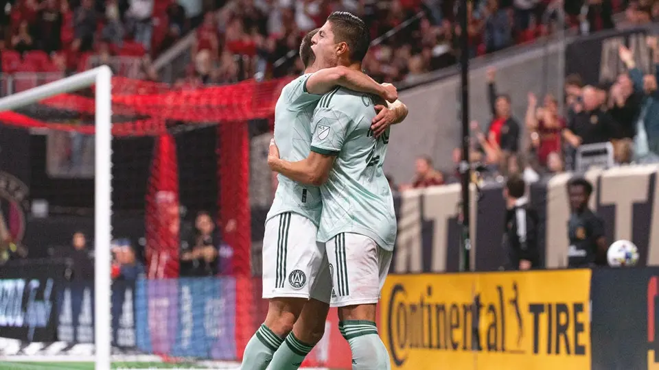 Ronaldo Cisneros marcó triplete en goleada del Atlanta United contra Chicago Fire