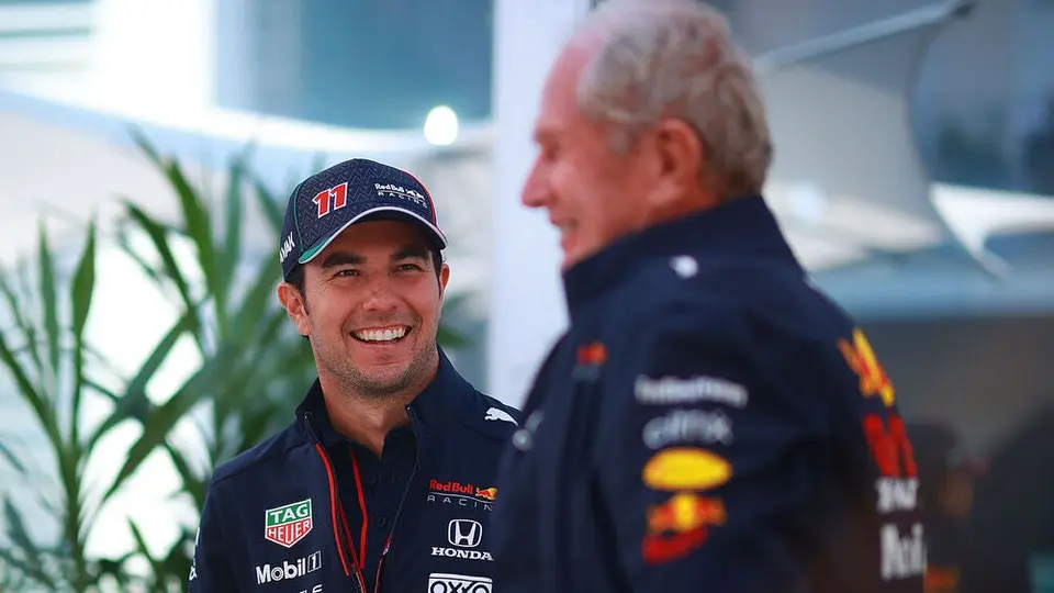 Helmut Marko explica resultado de Checo en Canadá:  "Su equipo no fue en la dirección correcta"