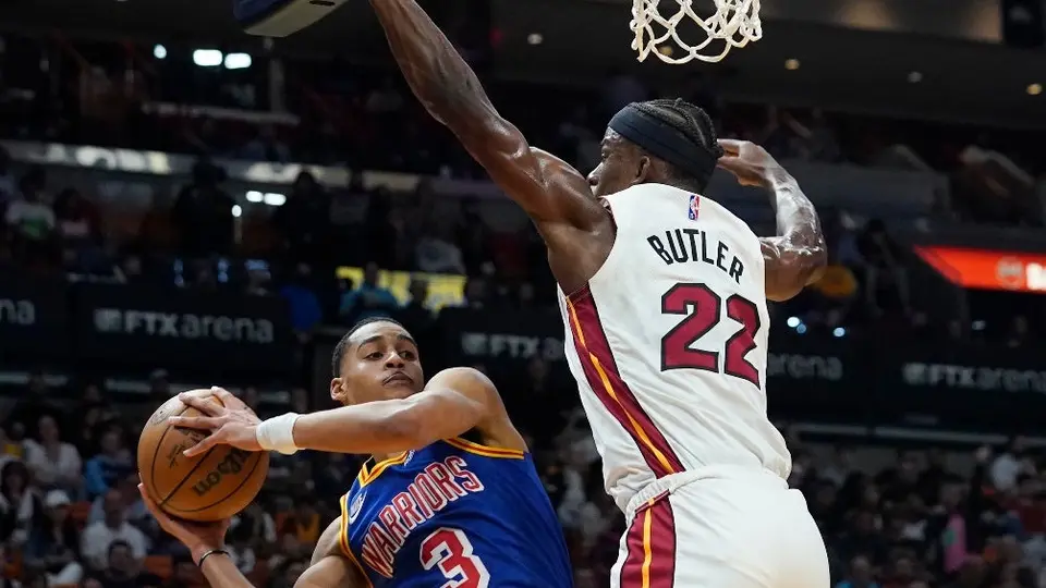 NBA: Jimmy Butler se enfrentó a su coach Erik Spoelstra en pleno partido