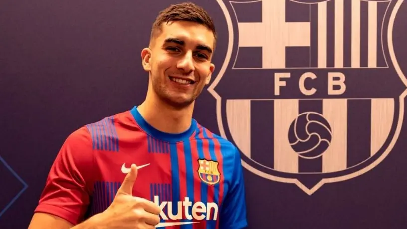Ferran Torres confirmó su relación con la hija de Luis Enrique con foto en redes sociales
