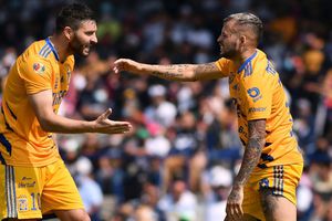 Video: Diente López asustó a André-Pierre Gignac en el vestidor de Tigres