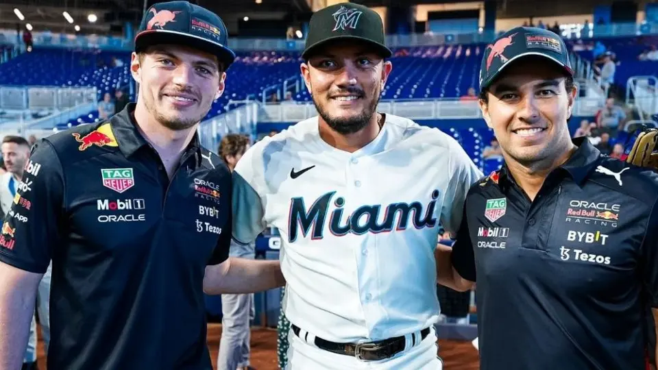 Video: Checo Pérez y Verstappen realizaron el primer lanzamiento del partido de los Marlins