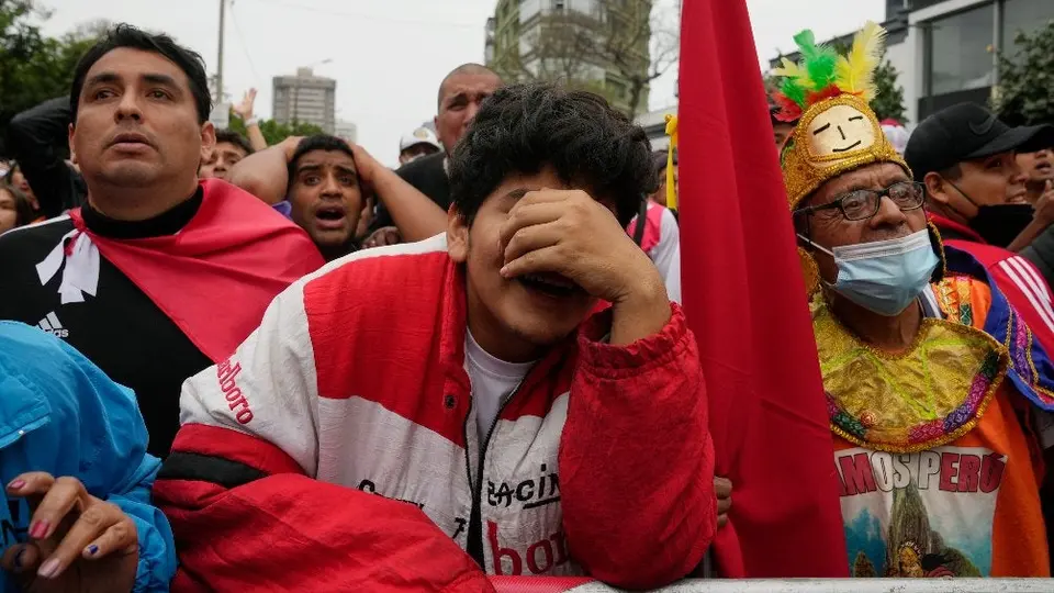 Video: Aficionados lucieron devastados tras derrota de Perú vs Australia