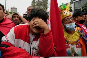 Video: Aficionados lucieron devastados tras derrota de Perú vs Australia