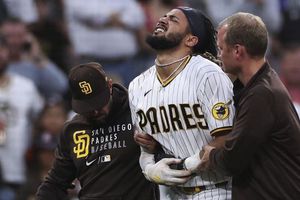 MLB: Fernando Tatis Jr se perderá inicio de temporada por operación en la muñeca