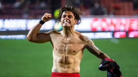 Liga MX: Xolos derrotó a Bravos con agónico gol de Joaquín Montecinos