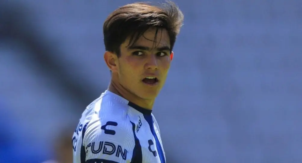 Bruce El-mesmari durante un partido de las Fuerzas Básicas de Pachuca | MEXSPORT